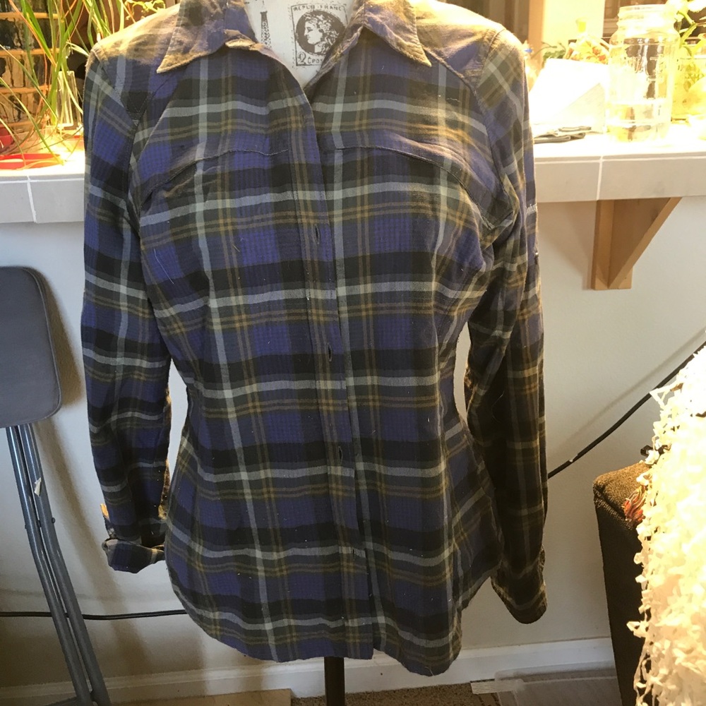 Ladies Columbia Omnishade long sleeve shirt